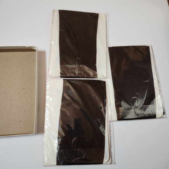 Albert’s Hosiery Caress Bare Look Pantyhose – Off Black, 3-Pack, Vintage - Picture 6 of 11